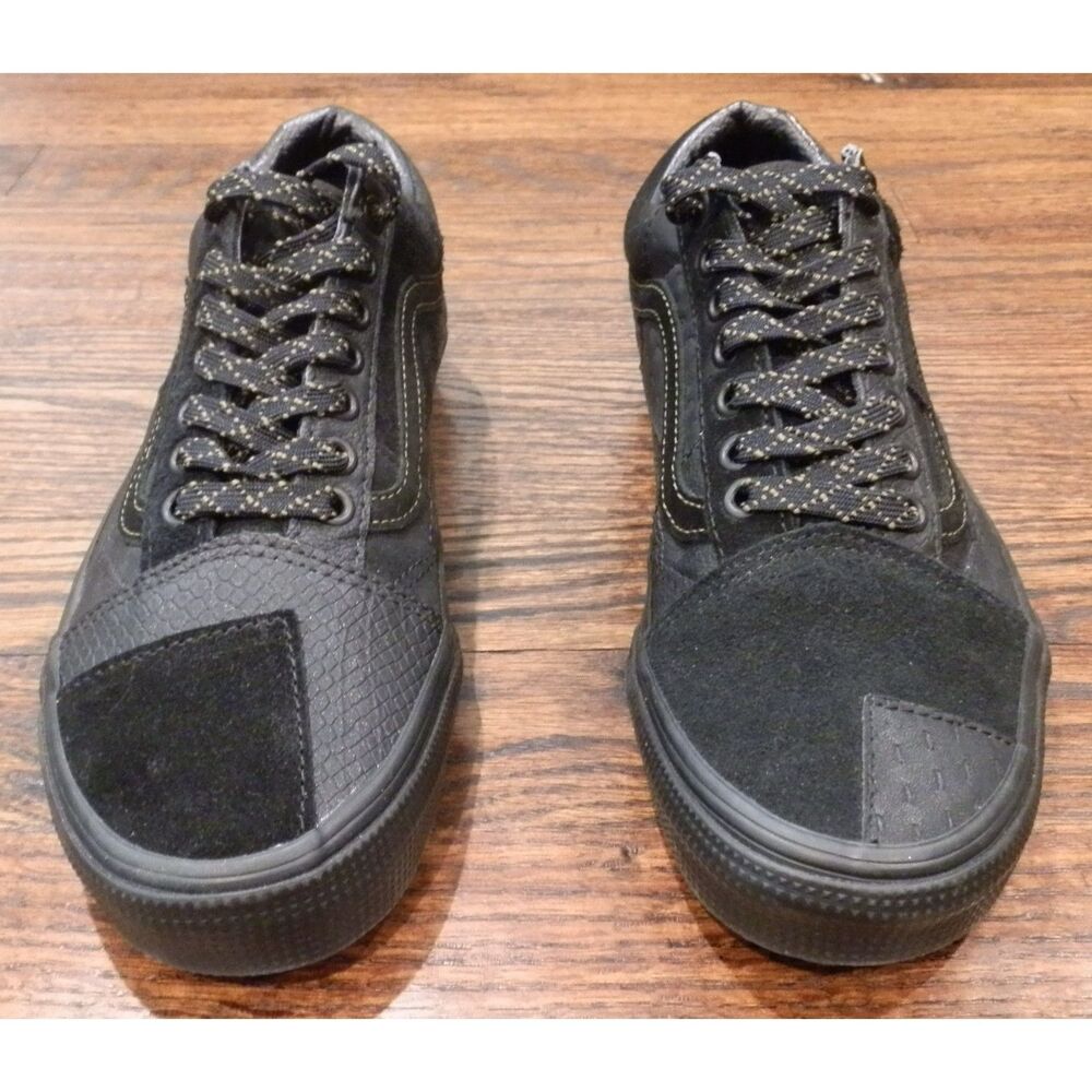 Vans Black Patch Shoes Sneakers Men's Size 7 Women's 8.5